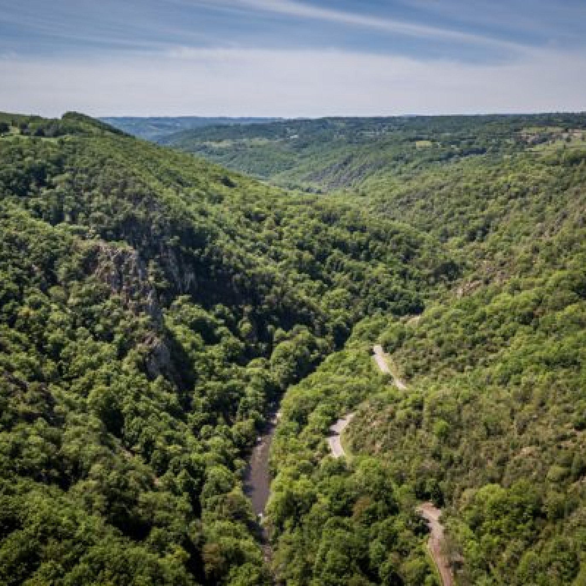 vue-gorges-de-la-sioule-prod03-3-600x400